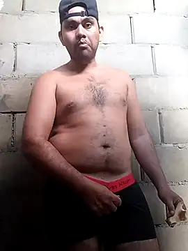 travieso2893 online show from November 26, 2025, 1:11 pm