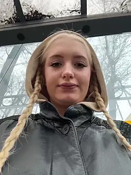 Milkyy wway online show from November 18, 2025, 6:39 am