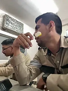 EnriquePersian197 online show from March 19, 2025, 5:52 am