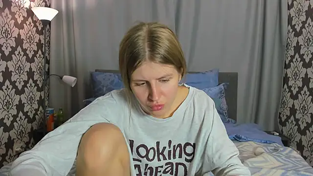 kirraa  online show from September 15, 2025, 5:13 pm