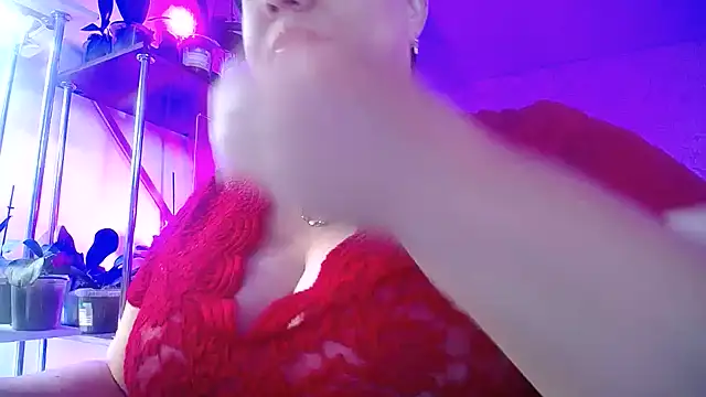  Sweet Woman online show from July 12, 2026, 5:08 am
