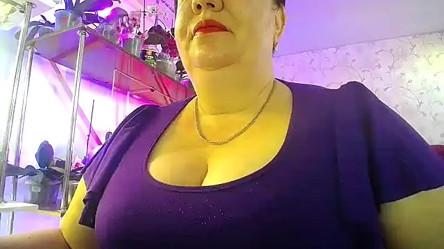  Sweet Woman online show from April 25, 2026, 6:05 am