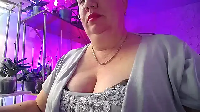  Sweet Woman online show from October 27, 2025, 2:29 pm