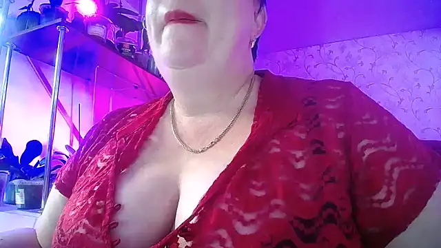  Sweet Woman online show from July 14, 2026, 11:49 am