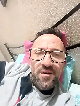 Porco81cazzo online show from November 17, 2025, 6:34 pm