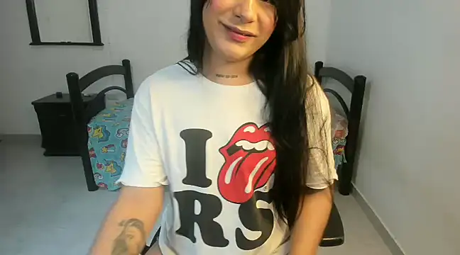 Snapshot of Gwenhardcock chatting on December 2, 2024, 4:26 pm Gwenhardcock online show from December 2, 2024, 4:26 pm