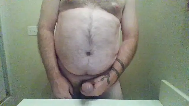 WatchinU82 online show from September 25, 2025, 5:02 am