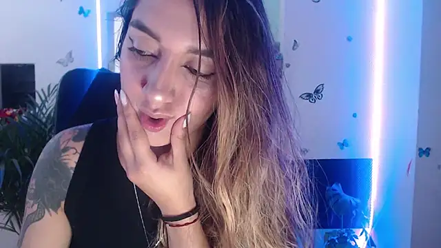 Lia-mitch online show from February 20, 2026, 1:57 pm