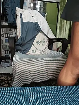 loveboyrp online show from August 5, 2026, 8:52 am