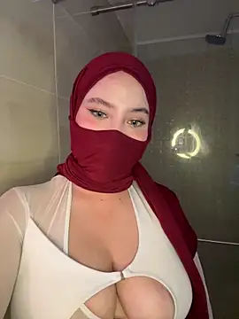 amaal  online show from October 5, 2025, 2:13 am