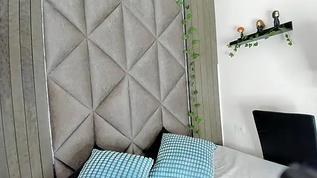 Snapshot of BriaConner_ chatting on March 20, 2026, 3:40 am BriaConner online show from March 20, 2026, 3:40 am