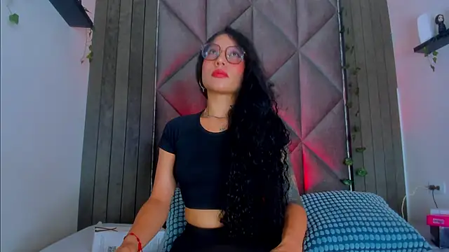 BriaConner  online show from August 5, 2026, 3:22 am