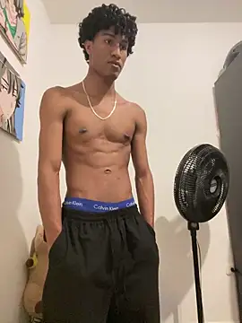 Masterikee online show from January 1, 2025, 1:04 am