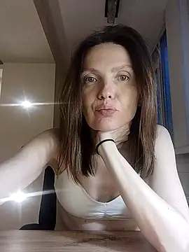 PamelaRisessss online show from May 4, 2026, 4:32 pm
