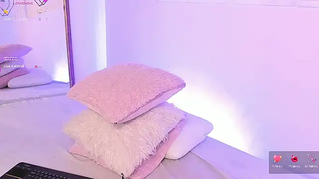 sherylgrey online show from March 8, 2025, 2:45 am