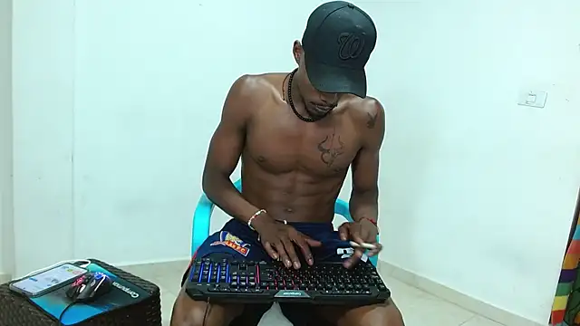 Snapshot of Darick_brown chatting on September 16, 2025, 4:57 am Darick brown online show from September 16, 2025, 4:57 am