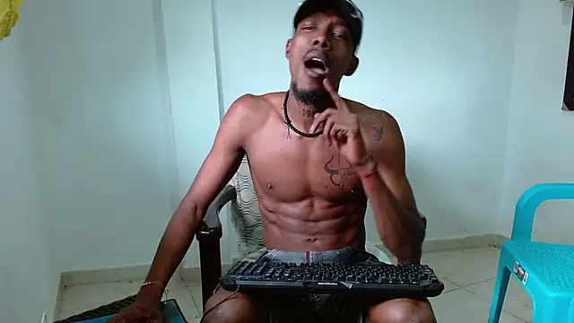 Snapshot of Darick_brown chatting on October 22, 2025, 2:27 pm Darick brown online show from October 22, 2025, 2:27 pm