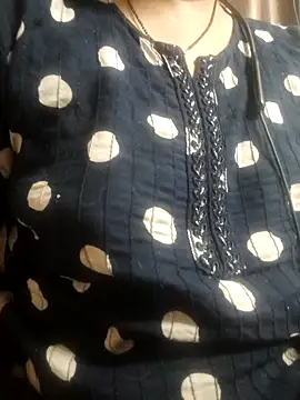 Snapshot of Shikhasexy34 chatting on November 18, 2025, 2:53 pm Shikhasexy34 online show from November 18, 2025, 2:53 pm