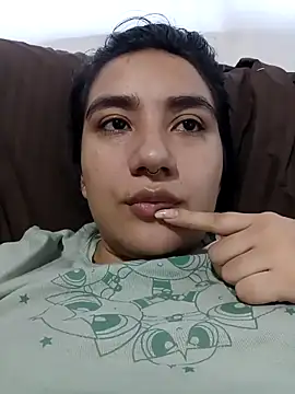 Hellen Alex online show from October 4, 2025, 3:13 pm