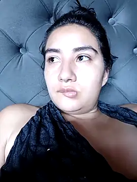 Hellen Alex online show from September 18, 2025, 2:31 pm