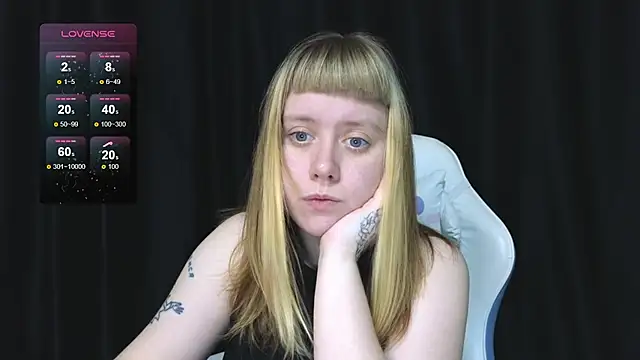 June shy0 online show from November 29, 2025, 6:46 am