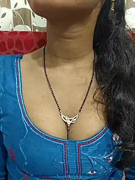 Snapshot of Sharmila-Singh chatting on August 2, 2026, 7:33 pm Sharmila-Singh online show from August 2, 2026, 7:33 pm