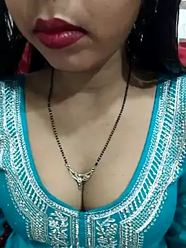 Snapshot of Sharmila-Singh chatting on July 29, 2026, 4:55 am Sharmila-Singh online show from July 29, 2026, 4:55 am