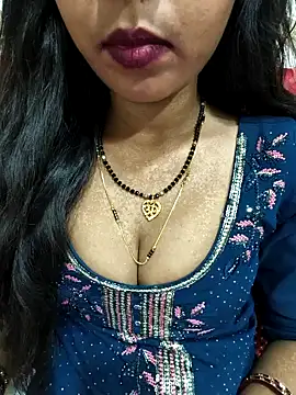 Snapshot of Sharmila-Singh chatting on June 7, 2026, 6:35 pm Sharmila-Singh online show from June 7, 2026, 6:35 pm