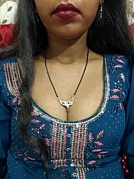 Snapshot of Sharmila-Singh chatting on July 8, 2026, 8:26 am Sharmila-Singh online show from July 8, 2026, 8:26 am