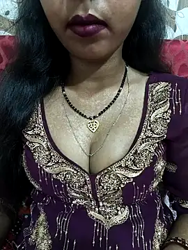 Snapshot of Sharmila-Singh chatting on June 4, 2026, 7:02 am Sharmila-Singh online show from June 4, 2026, 7:02 am