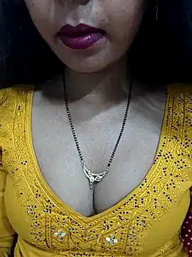 Snapshot of Sharmila-Singh chatting on June 30, 2026, 5:40 am Sharmila-Singh online show from June 30, 2026, 5:40 am