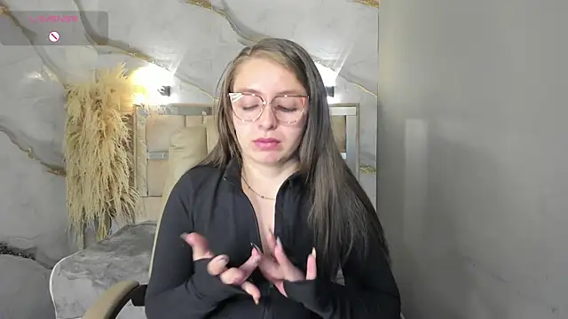  isaabellaa online show from July 7, 2026, 12:31 pm