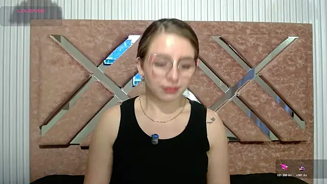  isaabellaa online show from June 22, 2026, 2:47 pm