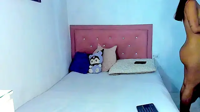 Criss Ariana online show from September 19, 2025, 4:44 pm