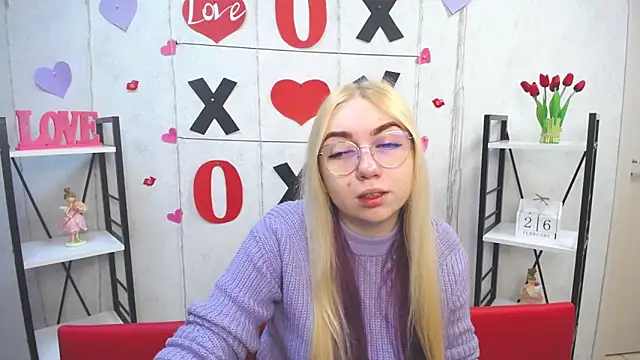 BeatriceFly online show from February 27, 2025, 6:13 am