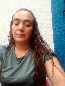 skayhot  online show from May 11, 2026, 1:12 pm