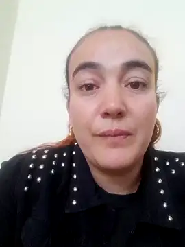 skayhot  online show from May 7, 2026, 1:36 pm