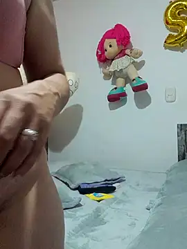 skayhot  online show from September 25, 2025, 2:45 pm