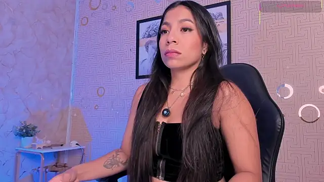 Mia Gothzx online show from May 3, 2026, 8:45 pm