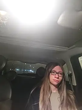 kussaufdie nuss online show from March 12, 2026, 12:38 am