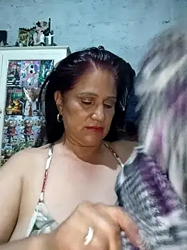 Edged Hot69 online show from February 11, 2026, 2:33 am