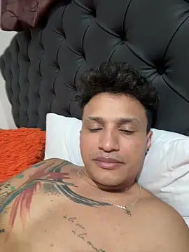 toyboys1 online show from April 29, 2026, 5:06 pm