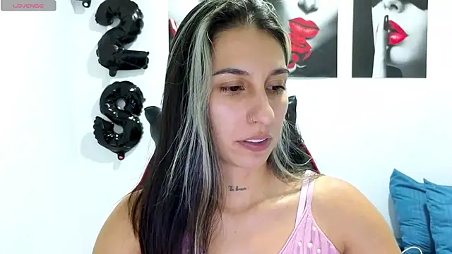 tammyandrade  online show from September 26, 2025, 1:34 am