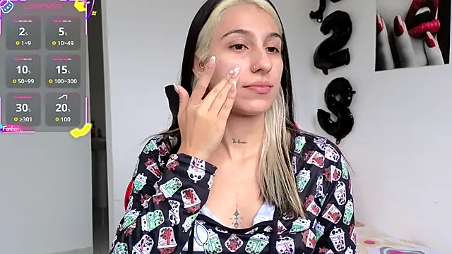 tammyandrade  online show from October 17, 2025, 3:47 pm