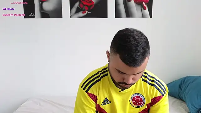 tammyandrade  online show from March 20, 2025, 12:32 pm