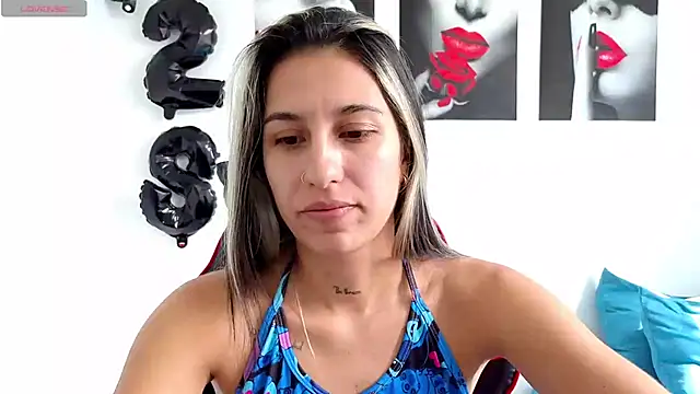 tammyandrade  online show from September 26, 2025, 2:13 pm