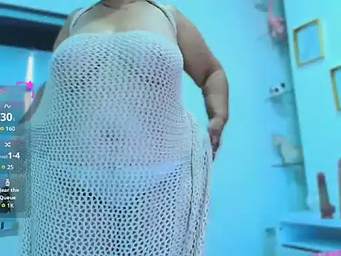 girl amada online show from May 1, 2026, 1:38 pm