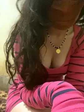 Chahrazad66 online show from October 7, 2025, 12:55 am