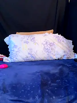 Veyolla Beau online show from October 20, 2025, 8:09 pm