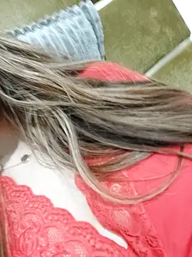 7alawa-44 online show from November 6, 2025, 1:37 pm